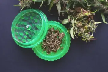 homemade tobacco grinder Crafting the Perfect DIY Ganja | by Josh and only stop till you lift your hand from the lid Electrical Metal Aluminum Herb Tobacco