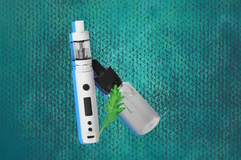 Vape device with liquid bottle and leaf